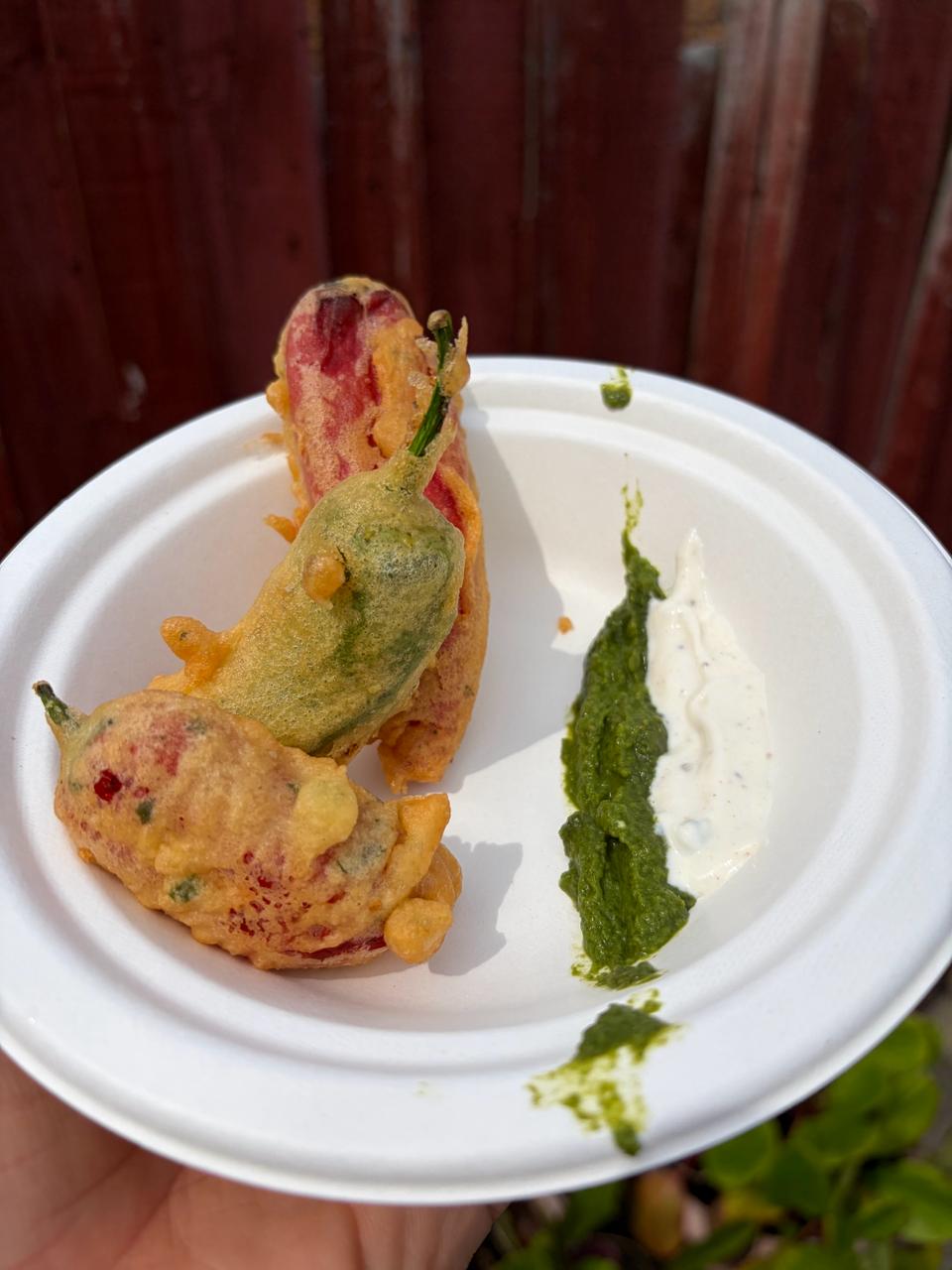 Mirchi bada chilli bhaji with green chutney and raita